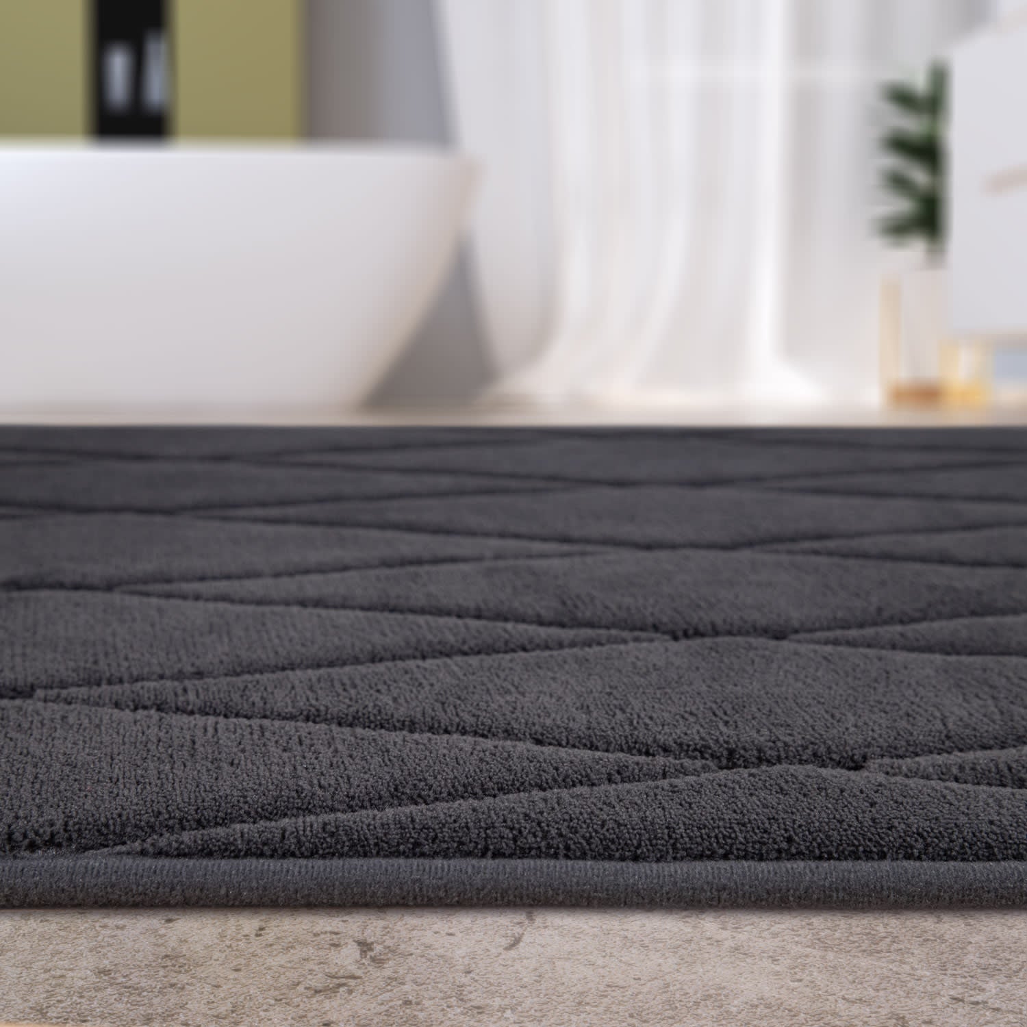 Corby 254 – modern, flacher Teppich