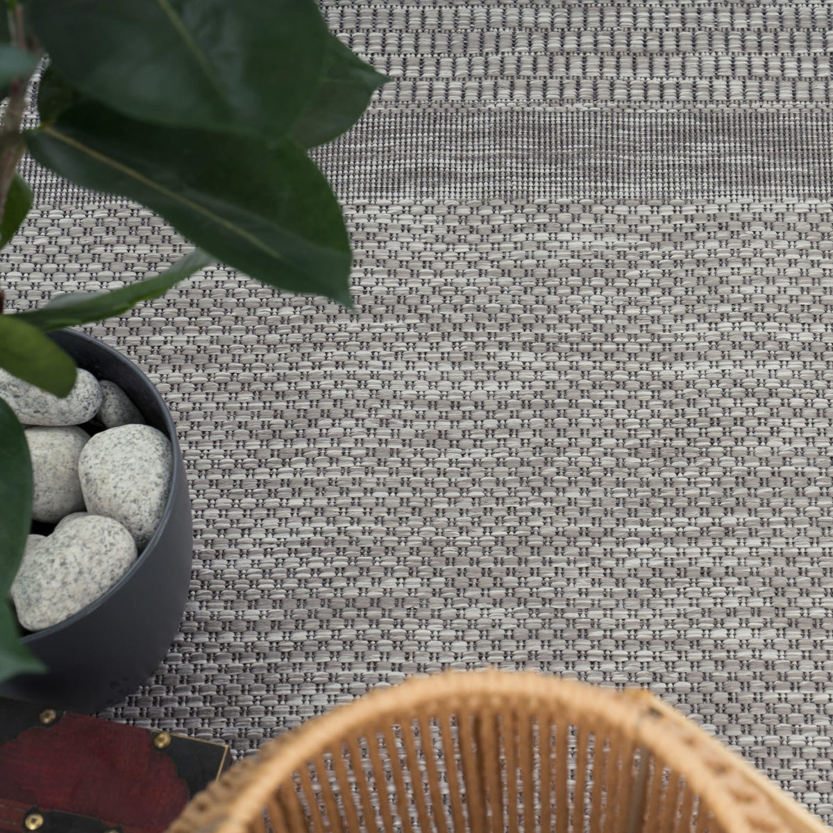Roma 272 – modern, pflegeleicht, flacher Teppich