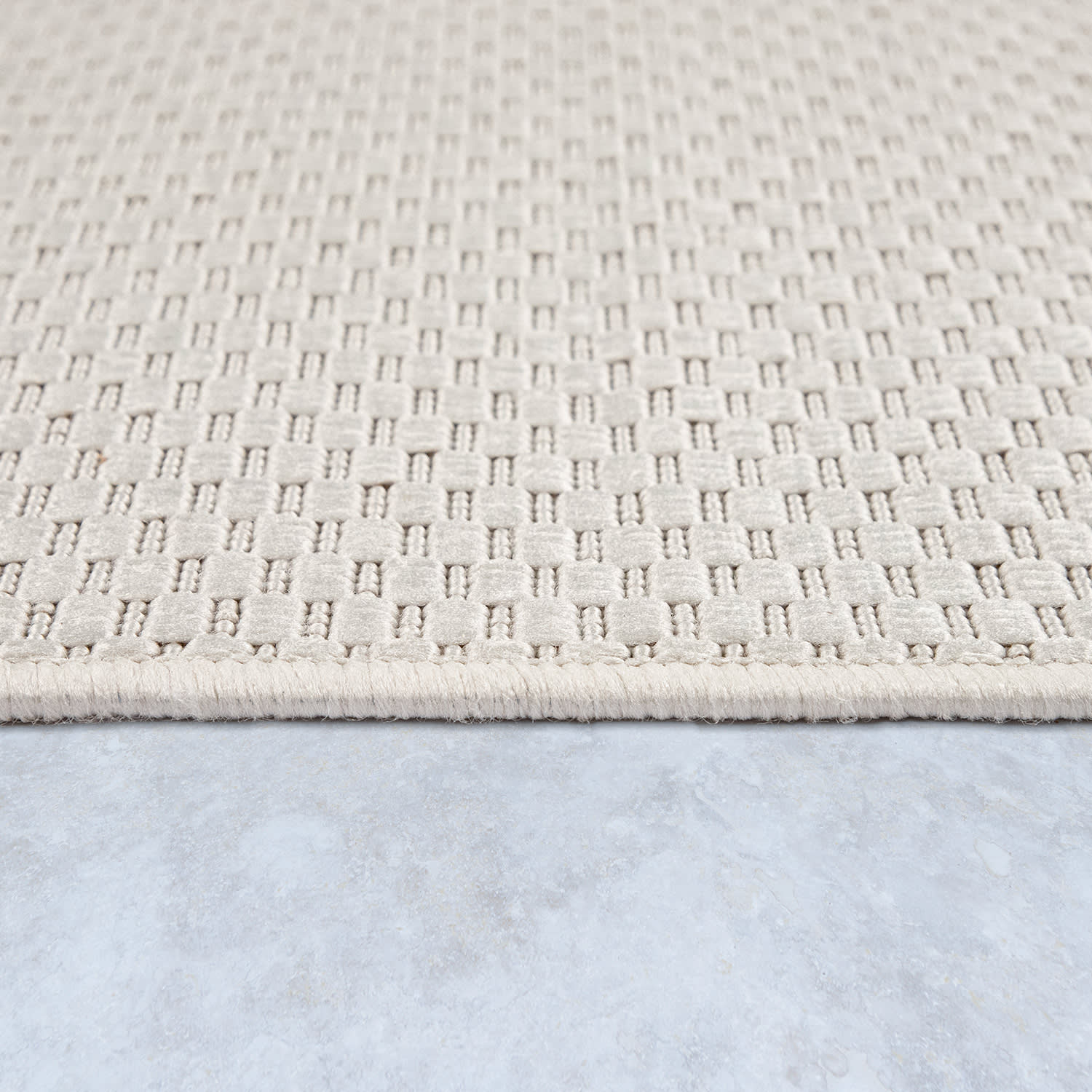 Venedig 165 – minimalistisch, pflegeleicht, flacher Teppich