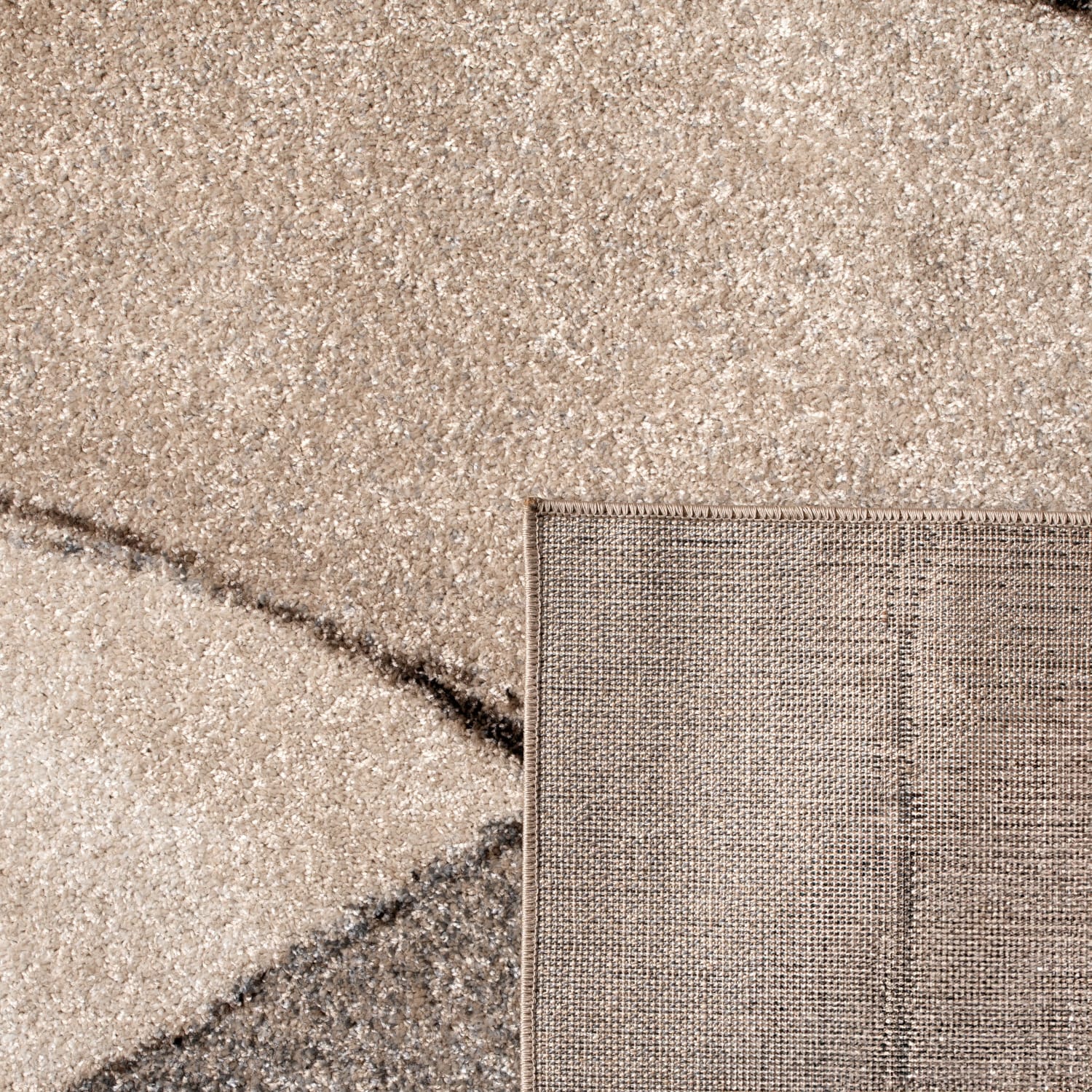 Elegance 755 – klassisch, weicher Teppich