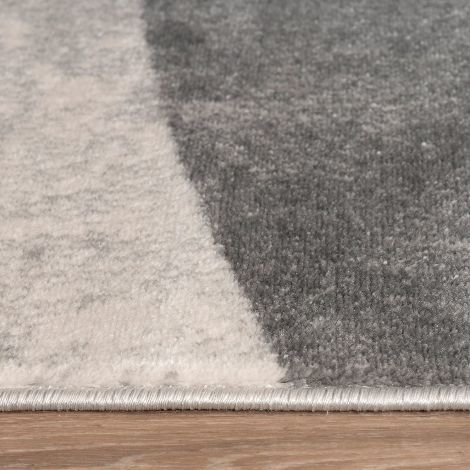 Tuana 216 – modern, pflegeleicht, weicher Teppich