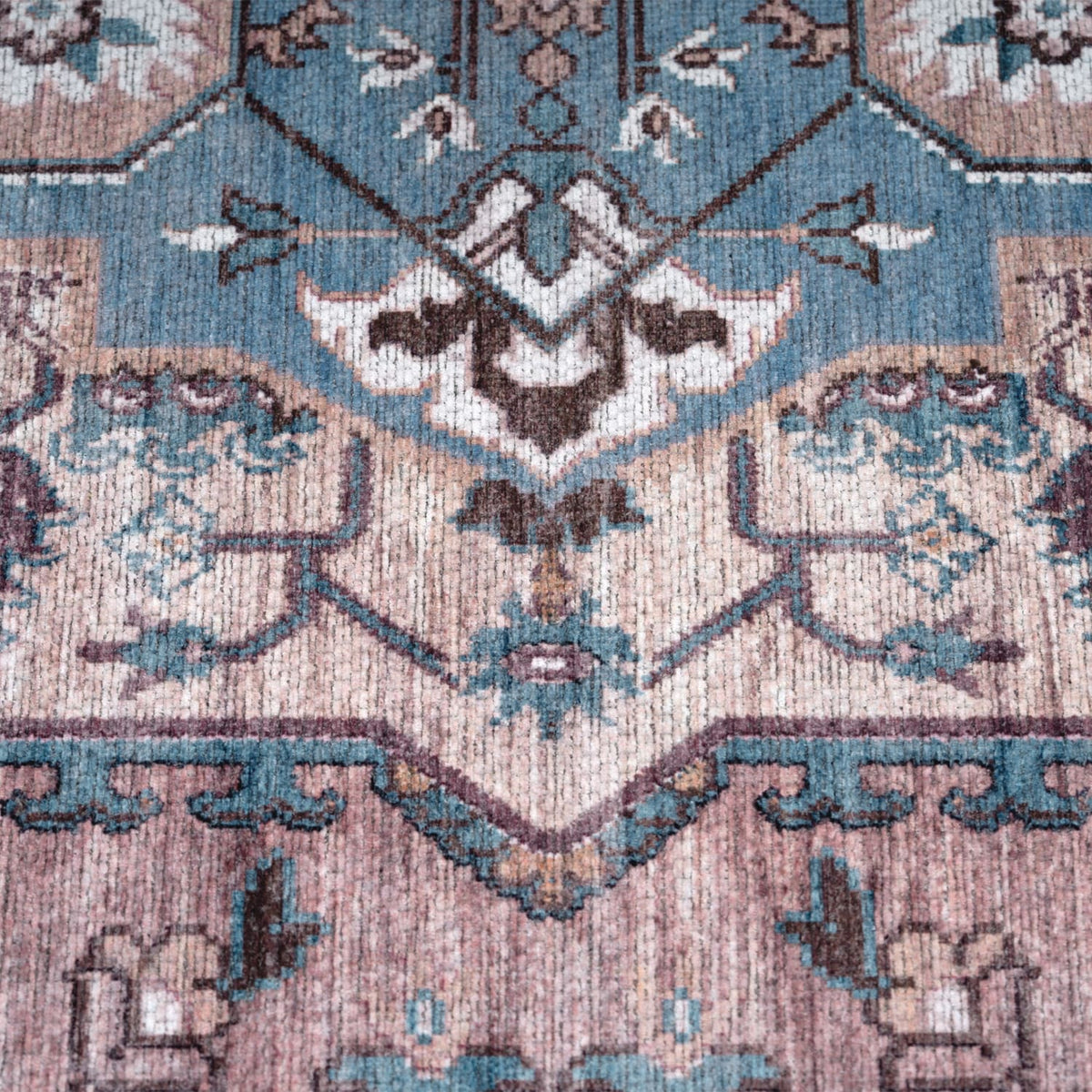 Bordeaux 246 – modern, pflegeleicht, flacher Teppich