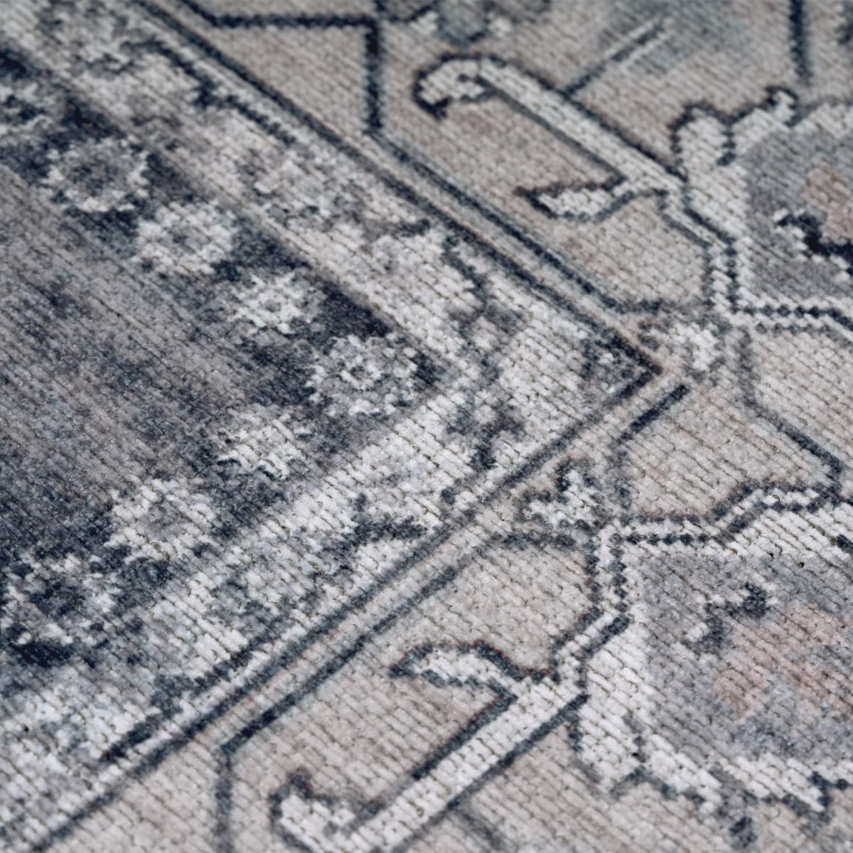 Bordeaux 243 – zeitlos, pflegeleicht, flacher Teppich