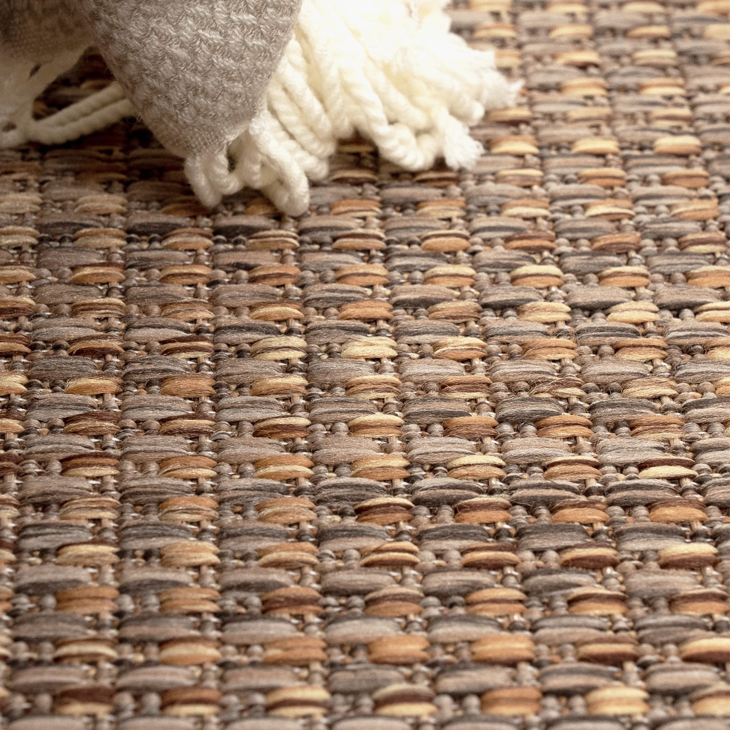 Napoli 777 – minimalistisch, pflegeleicht, flacher Teppich
