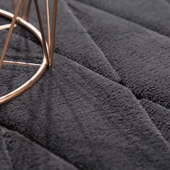 Corby 254 – modern, flacher Teppich