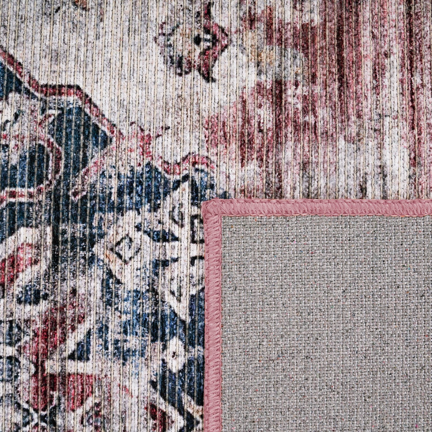 Lyon 331 – skandinavisch, pflegeleicht, flacher Teppich