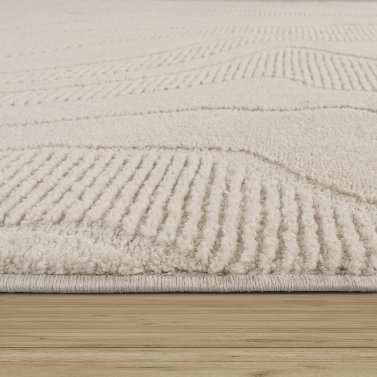 Aura 702 – minimalistisch, pflegeleicht, weicher Teppich