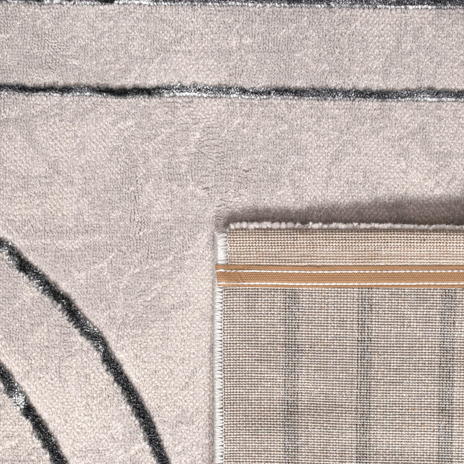 Tuana 215 – minimalistisch, pflegeleicht, weicher Teppich
