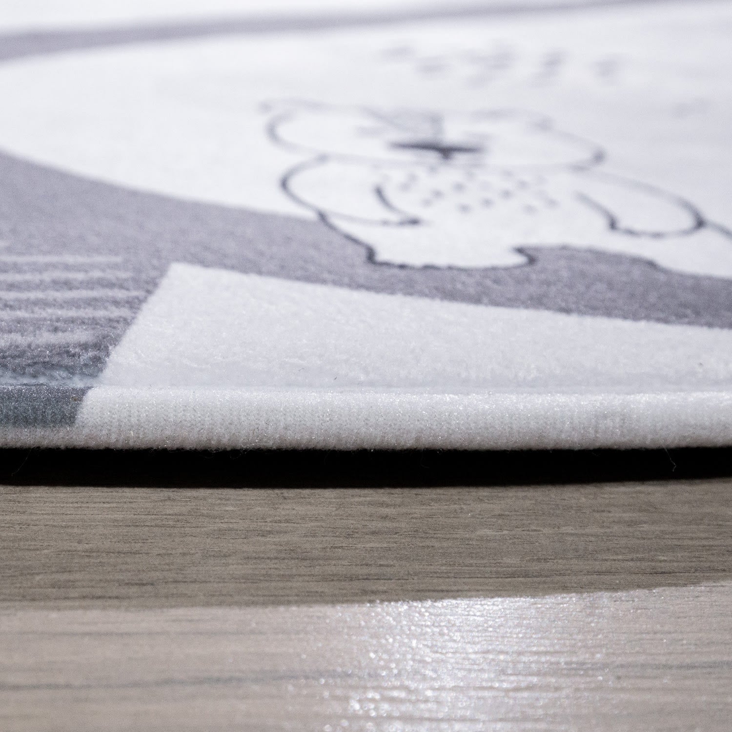 Chicos 560 – minimalistisch, pflegeleicht, flacher Teppich