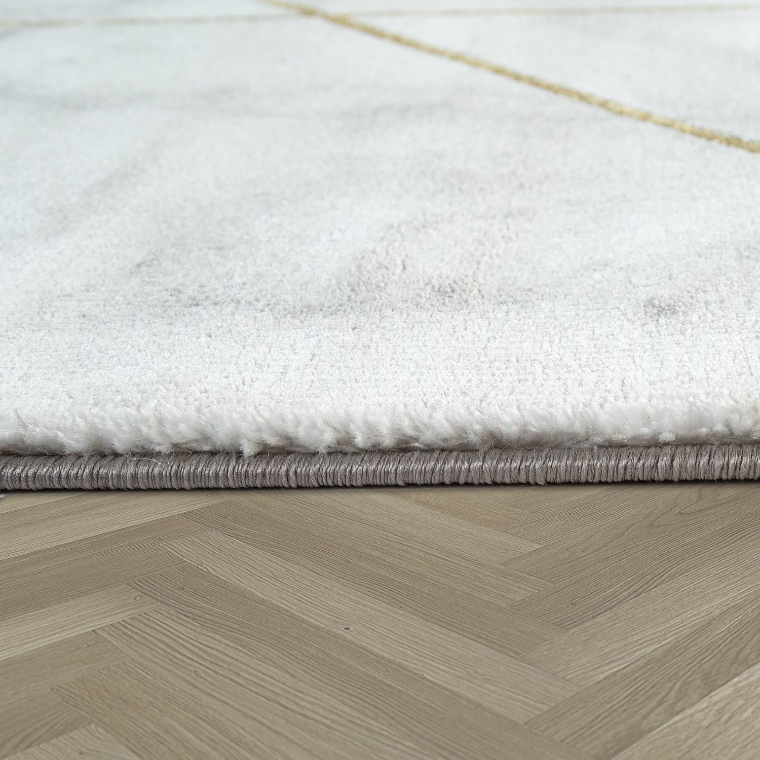 Kraft 524 – minimalistisch, weicher Teppich